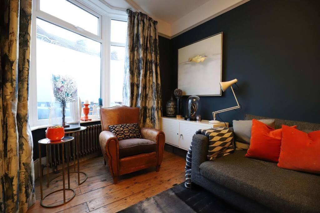Stylish Townhouse 15 Mins To Laines & Seafront Villa Brighton Exterior photo